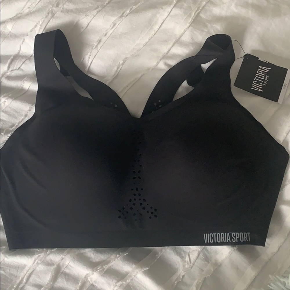 Brand new Victoria secret sports bra
